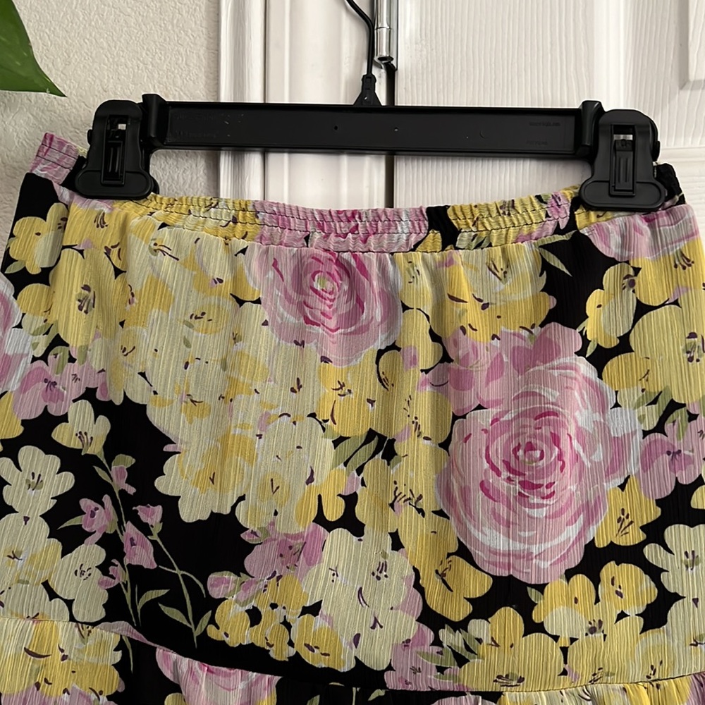 Notations Skirt. - Picture 6 of 7